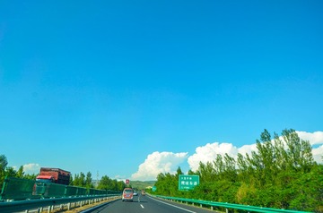 589EFC19-5BEF-4218-A026-01D268EA7F28/L0/001