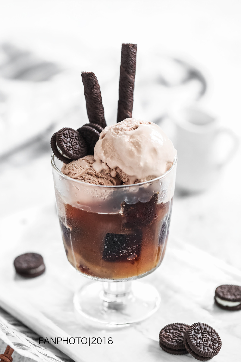 咖啡冰淇淋饮品