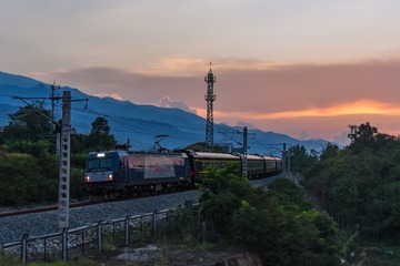 8408