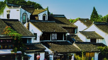 2E916F40-6796-41CE-86DA-242C3F8F330B/L0/001
