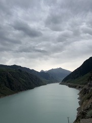 00100081-7147-4DFF-B577-426A0F10EF6D/L0/001