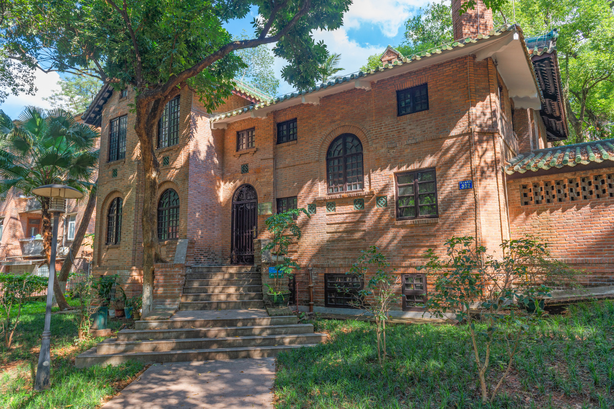中山大学南校区岭南堂地环大楼松涛园