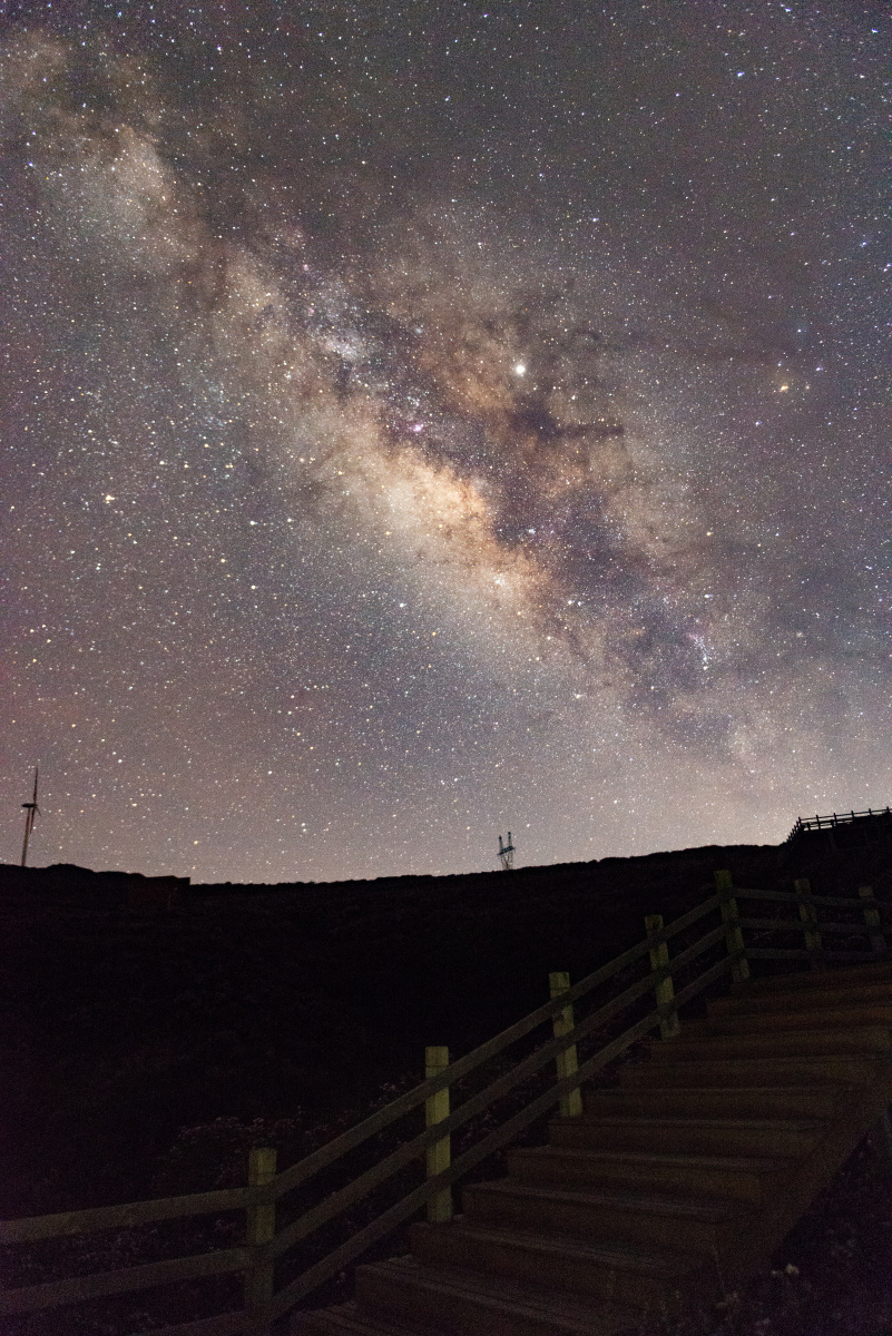 贵州乌蒙大草原星空