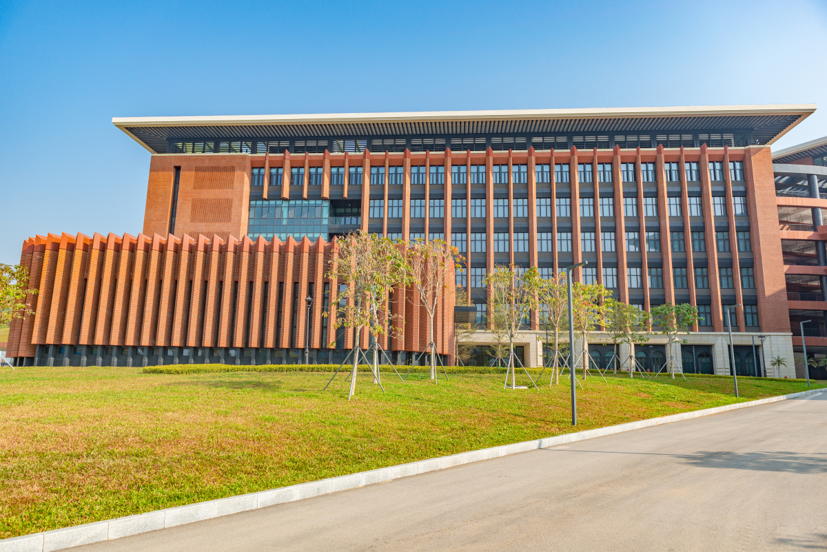 中山大学深圳校区校园风光