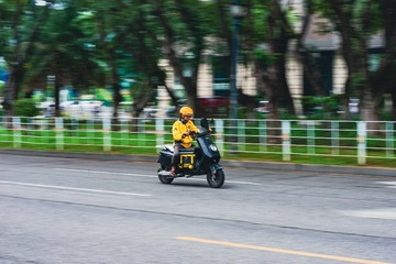 1000108435
