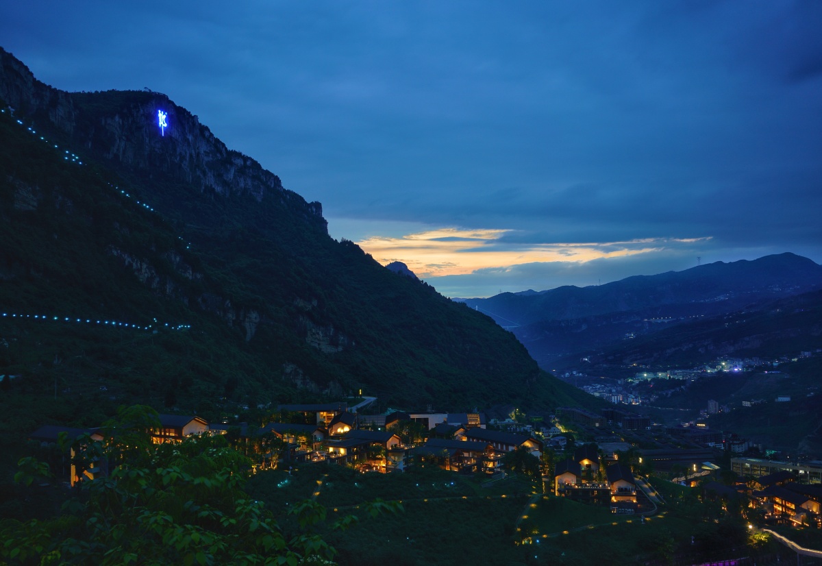 四川古蔺双郎镇郎酒厂全貌