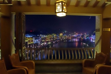 凤凰夜之六.jpg