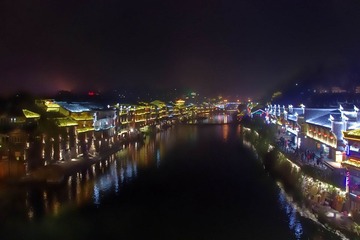 凤凰夜之五.jpg