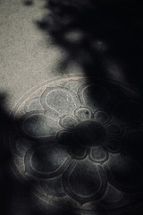 001