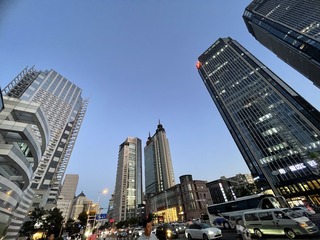 B3729252-8875-4C11-B7BA-8F345ED149C1/L0/001