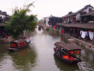 PB105133_副本.jpg
