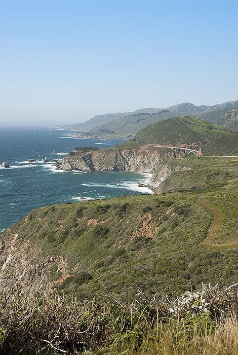 THE PACIFIC HIGH WAY<br />
