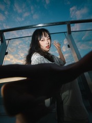 001