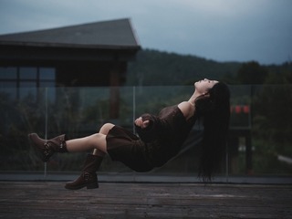 001