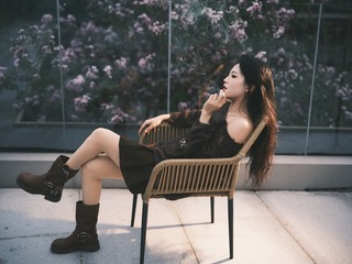 001