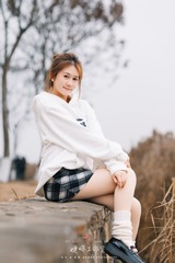 001