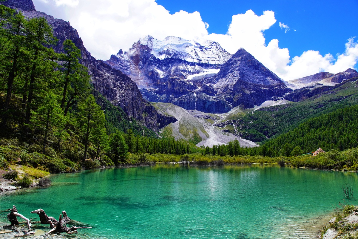 稻城亚丁仙乃日及珍珠海