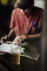 JW_05737-9