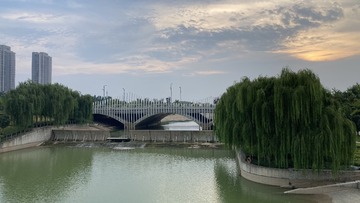 BA9FA821-CE54-48D4-B093-A6C9F94DB8CC/L0/001