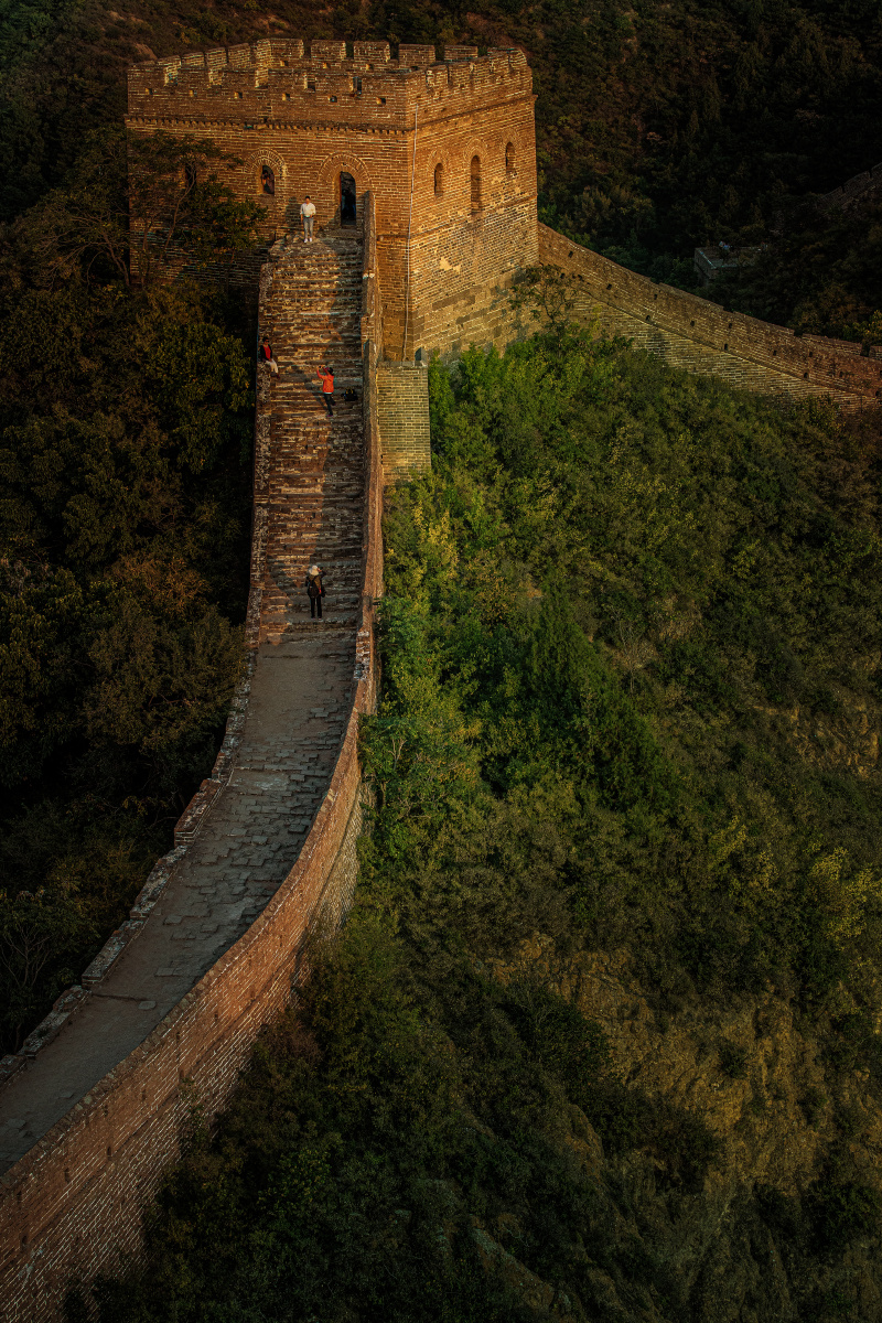 史迹----金山岭长城 华夏大地有二条龙脉,那就是长江黄河.