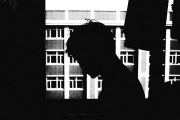 001