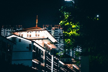 1000044751