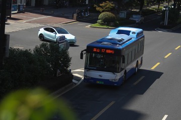 40403AC5-93DD-4DBF-A00E-0ED9651085BE/L0/001