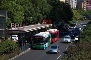 5D9F6280-C7DB-43A9-9FC8-21FB26EEEF75/L0/001