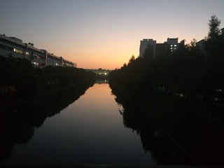 102518