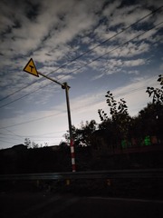 1000027304