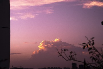 77714115-23C4-4DFC-97E4-78F55F392C81/L0/001