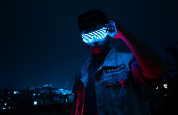 901853