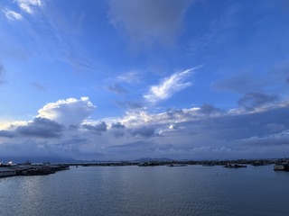 B5C6064F-C9D6-438E-A3F1-96EE7FAAD63D/L0/001