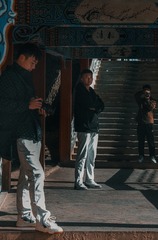 001