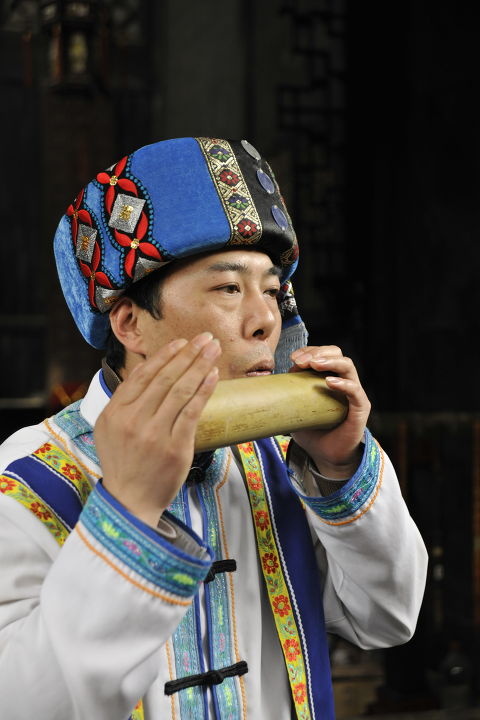 土家吹奏乐手2 br /> 竹筒——为木管乐器