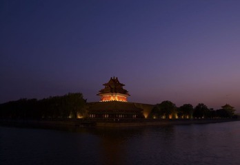  神秘夜色
