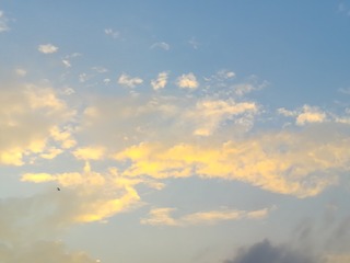 845
