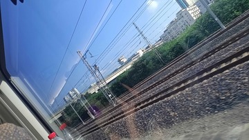 86147