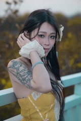001