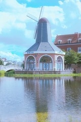 18777
