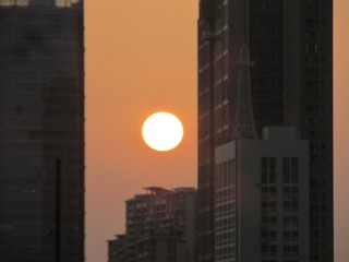 1000258127