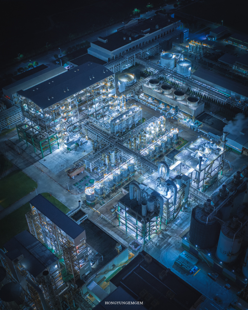 赛博朋克 工厂?