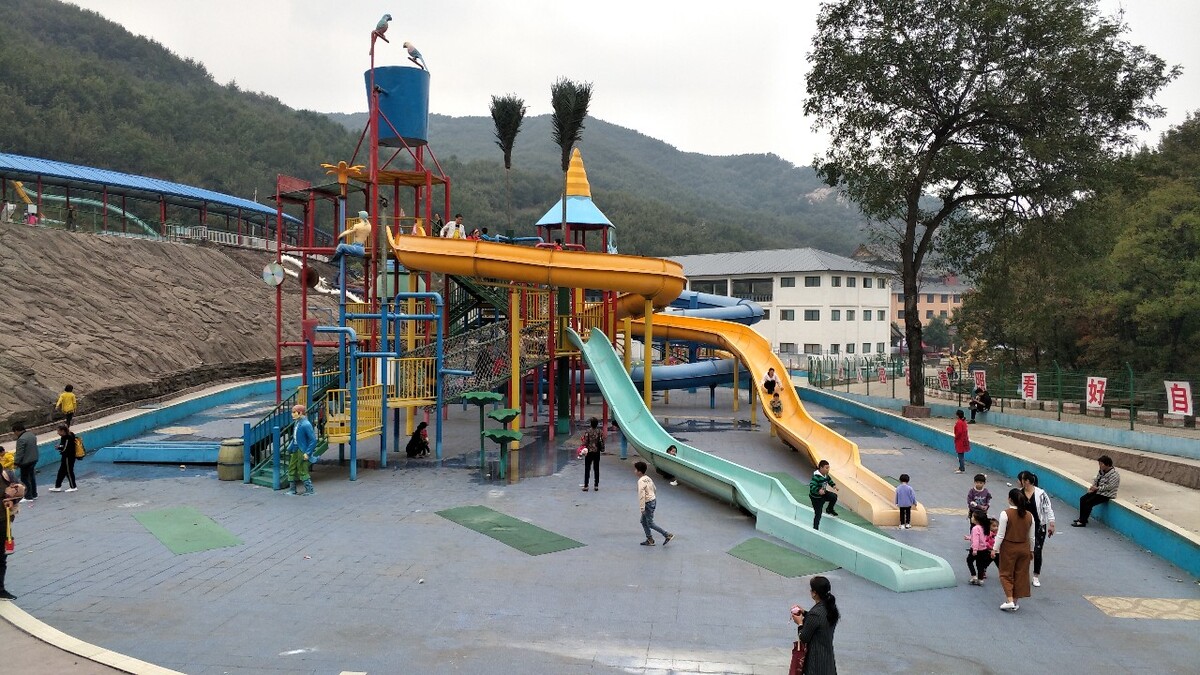 小区儿童乐园设备怎么写,儿童游乐场设施有哪些?