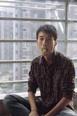 朋友很配合我