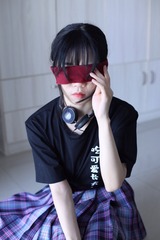 001