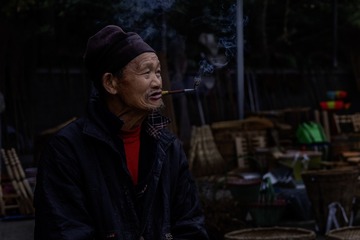 61605