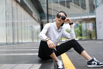 4FCEA63C-C262-4C4C-B390-6D83C08E0E7B/L0/001