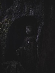 001