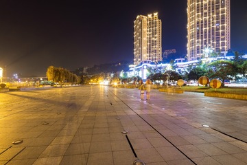 20140727-312170