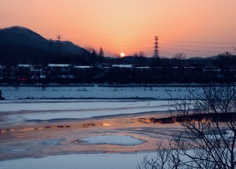 001